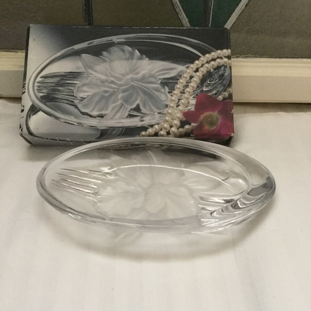 Mikasa Studio Nova Frosted Iris Trinket Dish